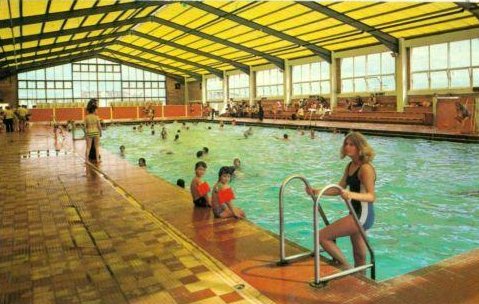 swimmingpool1973.jpg